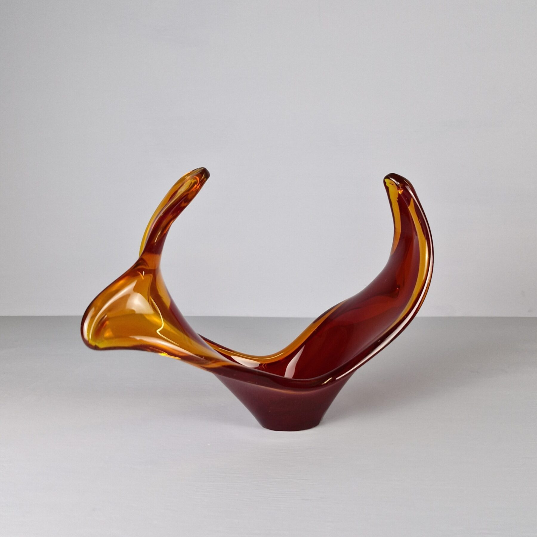 Viartec THF Seleniam Glass Sculpture