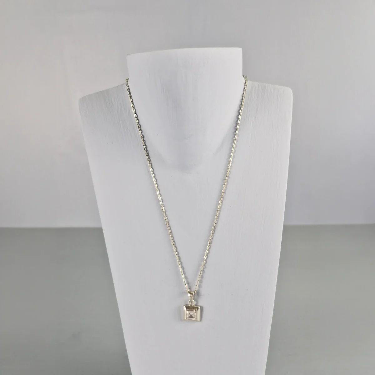 Silver Cubic Zirconia Pendant & Chain