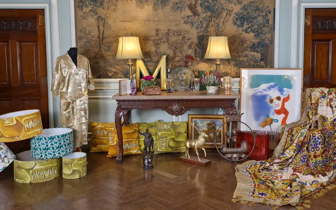 Antiguo Blue - Fine Quality Antique Furniture and Beautiful Art