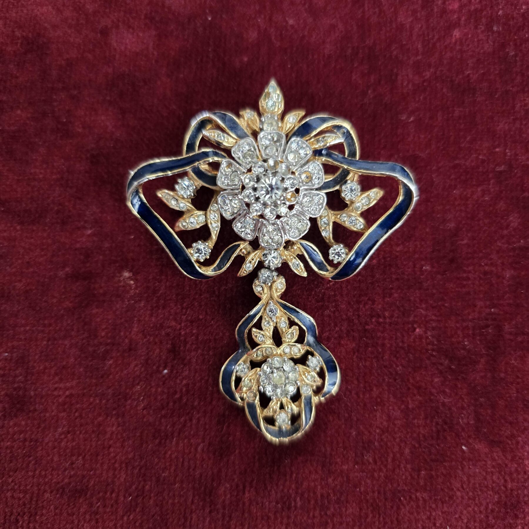 Attwood and Sawyer Vintage Brooch c 1970s